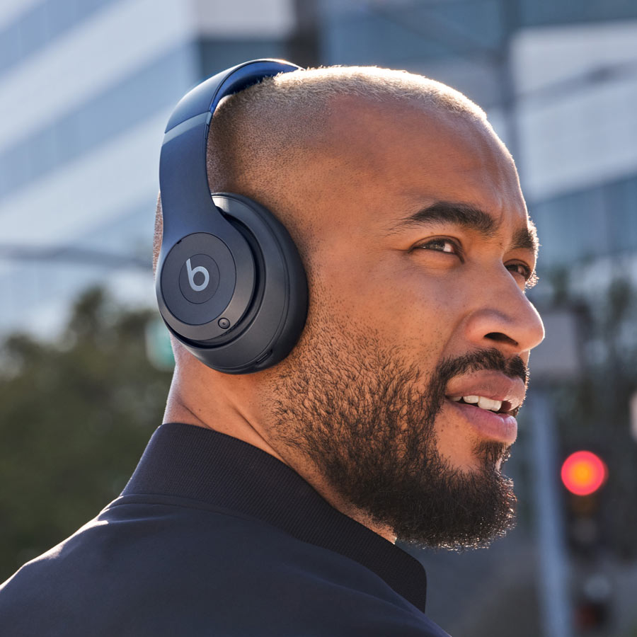 Beats Studio Pro - Navy - Image 3