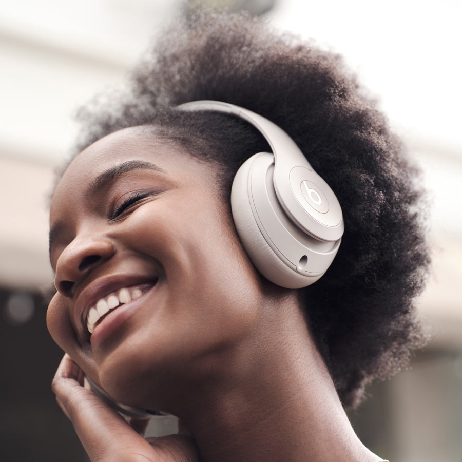 Beats Studio Pro - Sandstone - Image 3